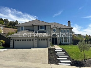 Building Photo - 2630 Giorno Way