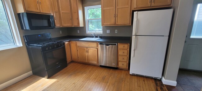 Foto del edificio - 1315 Bixby Ave NE