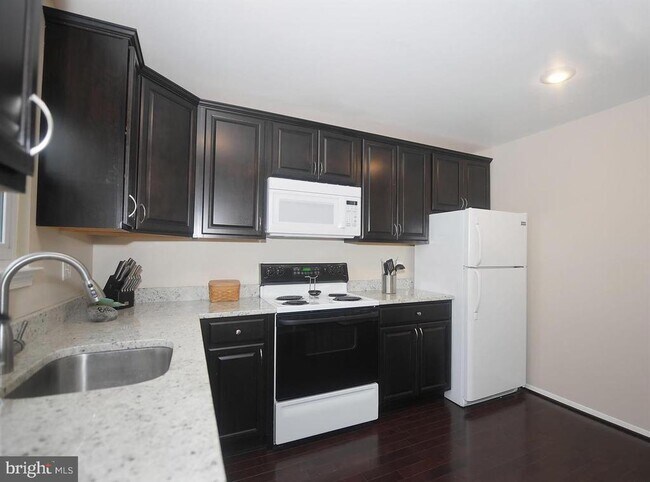 Foto del edificio - 22 Pike Hall Pl