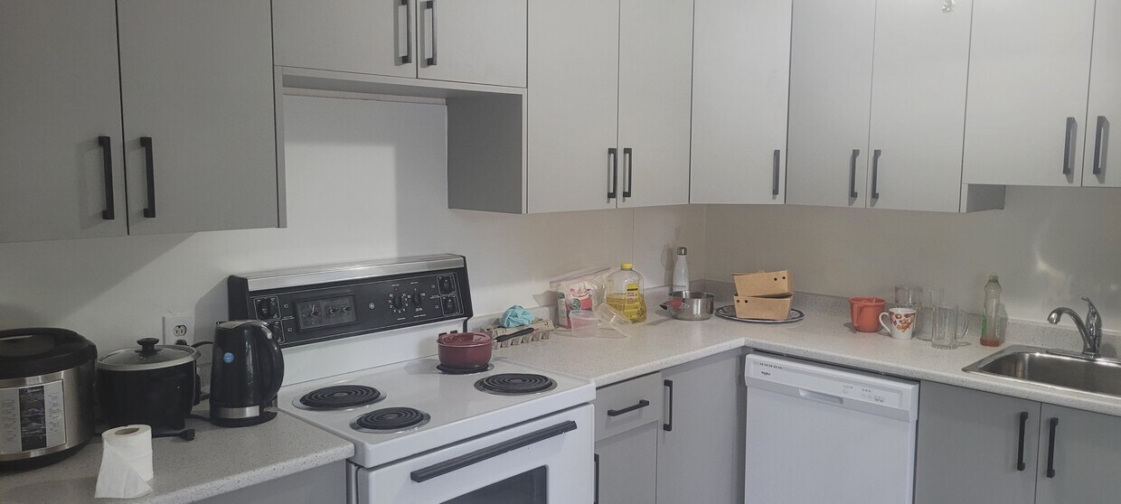 Photo principale - 611 Fernhill Rd