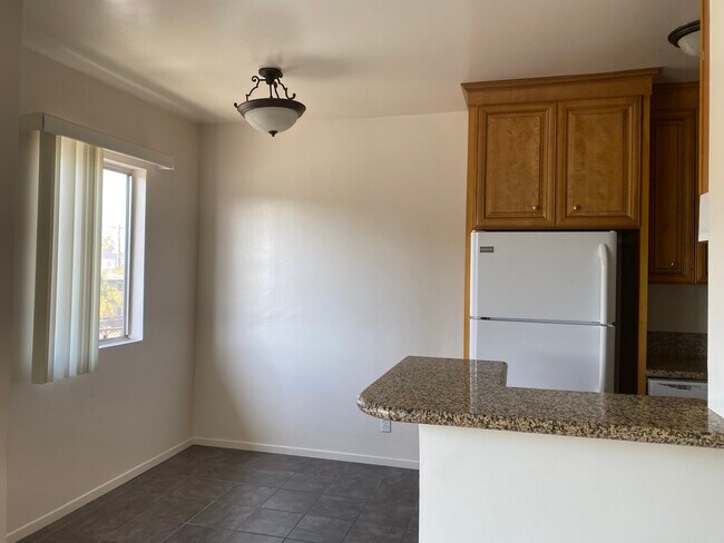 Building Photo - 13820 Victory Blvd