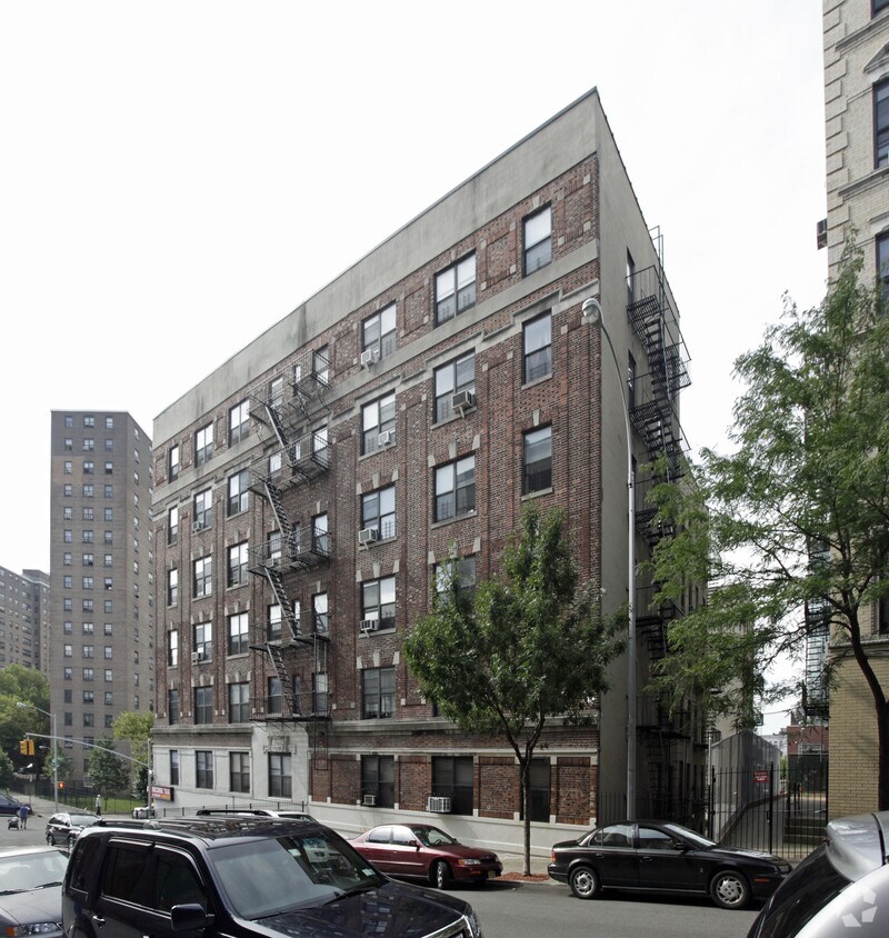 Building Photo - Brookhaven Apartments