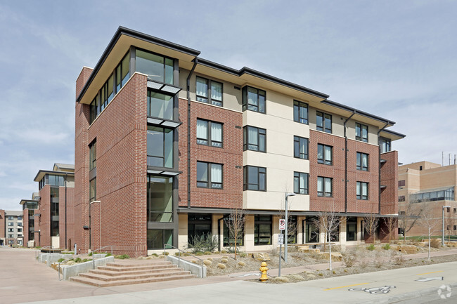 Foto del edificio - Walnut Aggie Village Apartments