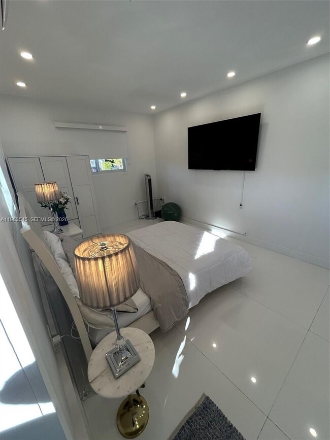 Foto del edificio - 8000 SW 19th St