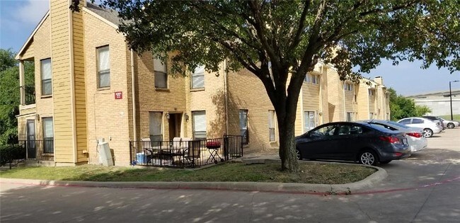 Foto del edificio - 5501 Lake Hubbard Pkwy
