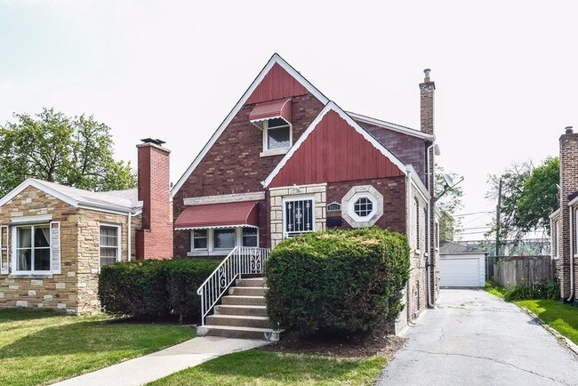 Foto del edificio - 9625 S Maplewood Ave