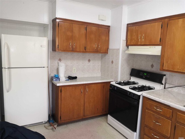 Building Photo - 115-78 Lefferts Blvd