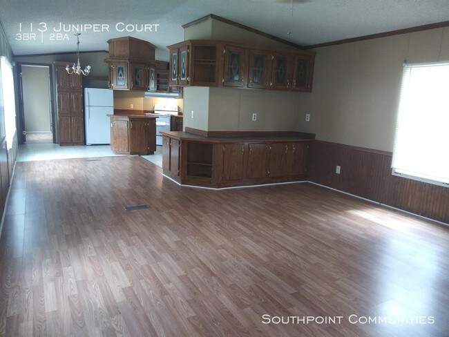 Foto del edificio - 113 Juniper Ct