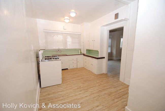 Building Photo - 2 br, 1 bath House - 378 Redondo Ave. Unit A
