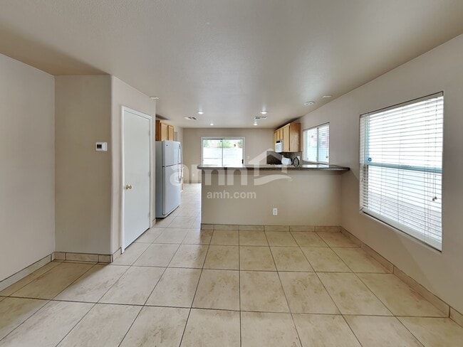 Foto del edificio - 8834 Promised Land Ave