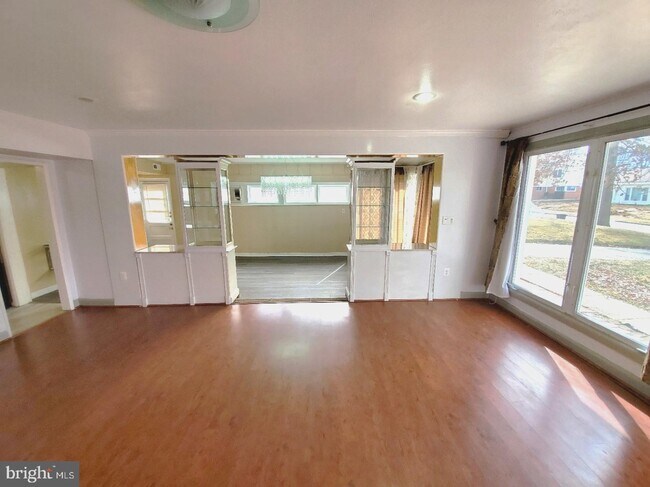 Building Photo - 7617 Carla Rd