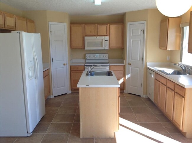 Building Photo - 11749 Nimbus Ln