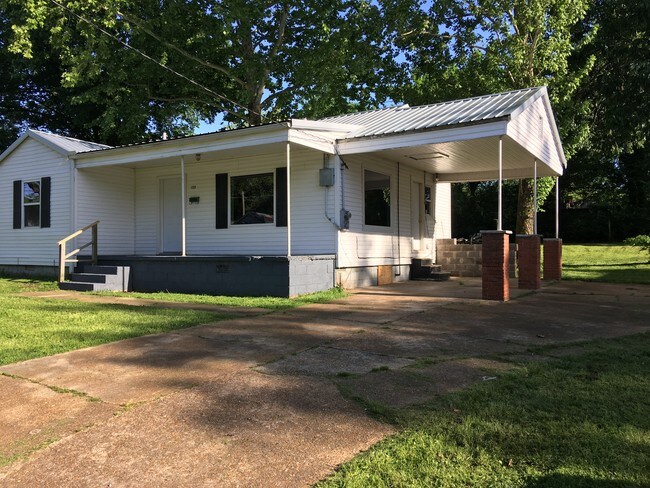 Building Photo - 1209 W Vine Ave