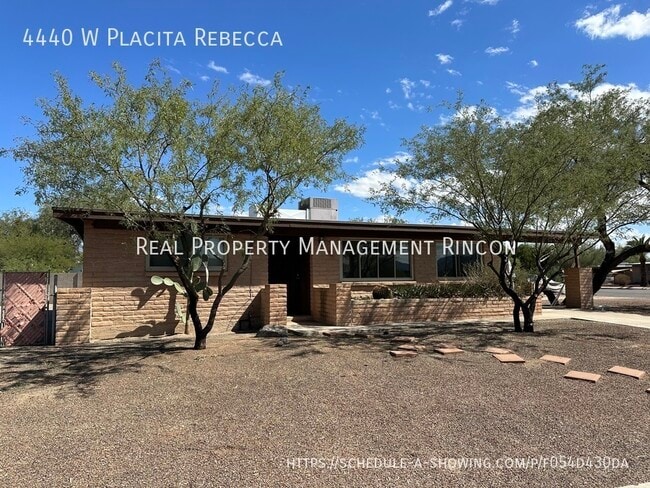 Building Photo - 4440 W Placita Rebecca