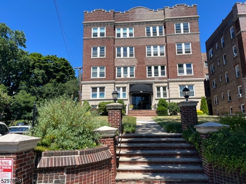 14 Forest St Unit 207, Montclair, NJ 07042 Condo for Rent in