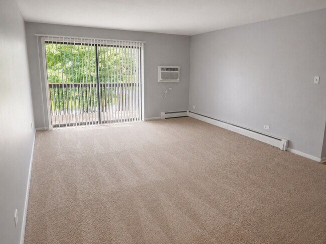 Foto del edificio - 200 Willow Ln