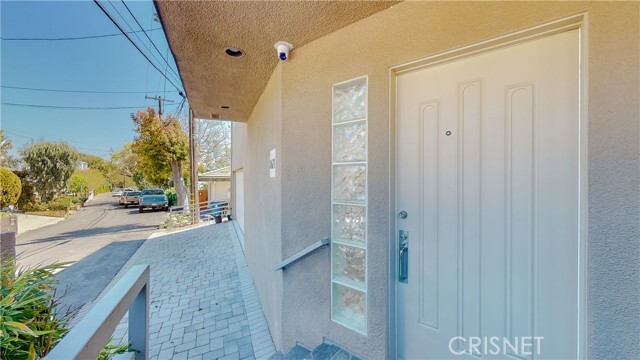 Building Photo - 3671 Alta Mesa Dr