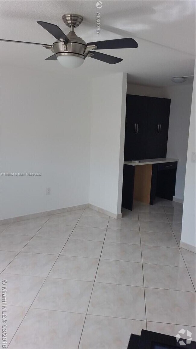 Building Photo - 3750 NE 169th St