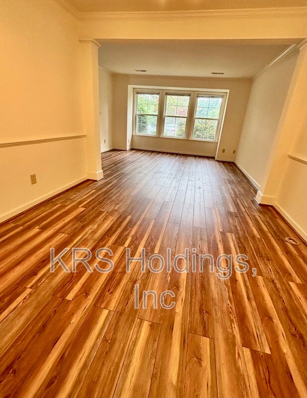 Foto del edificio - 1424 Ashland Dr