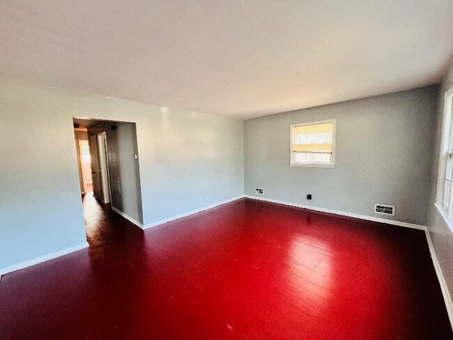 Foto del edificio - 4945 N 51st Blvd