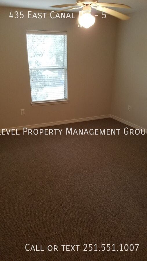 Building Photo - 435 E Canal Dr