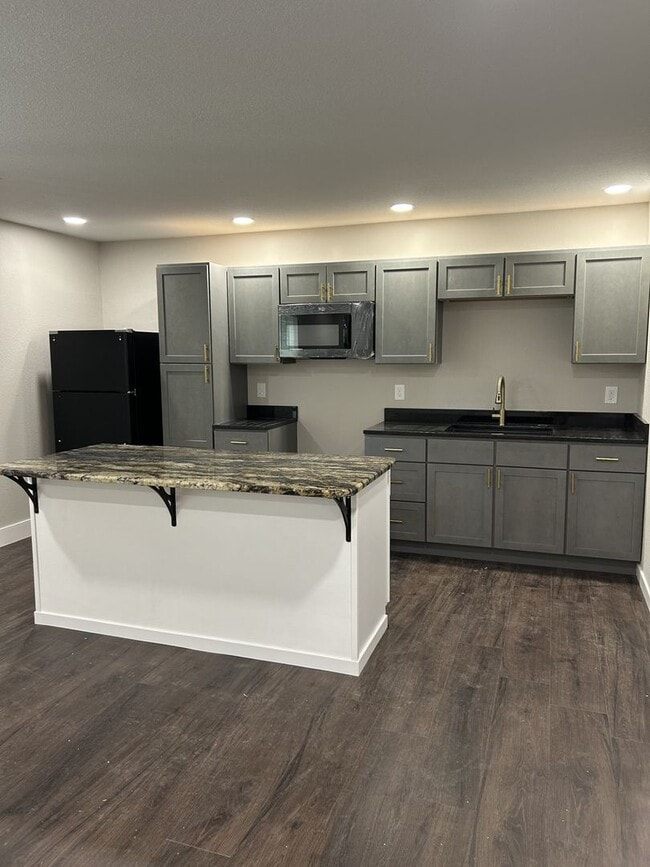 Building Photo - BRAND NEW BUILD!!!!  Stunning 1BR/1BA Hous...