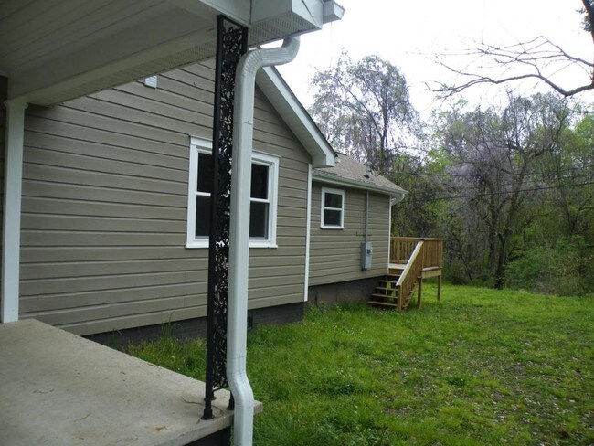 Building Photo - 812 Chesnee Hwy