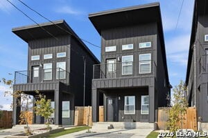 Building Photo - 317 Porter St