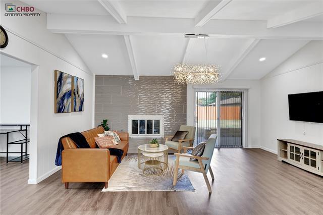 Foto del edificio - 711 Rivercrest Blvd