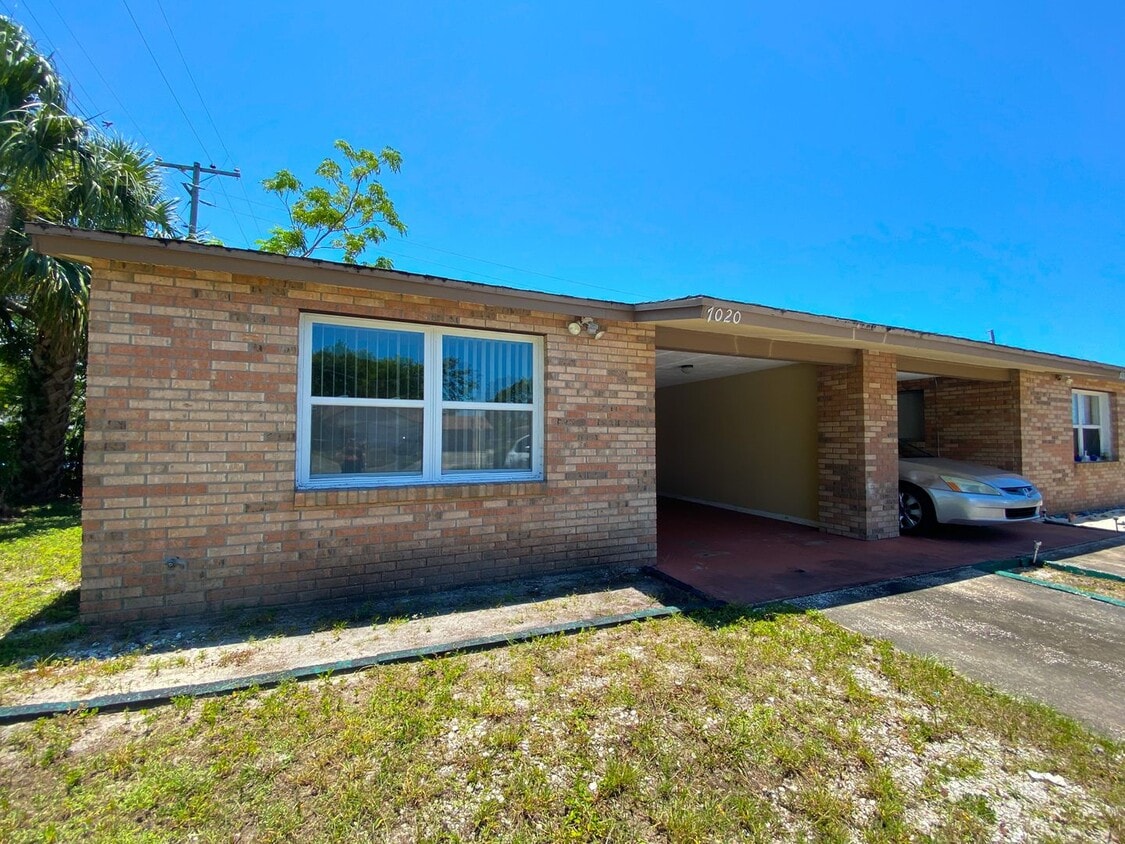 7020 Bougenville Dr, Port Richey, FL 34668 House Rental in Port