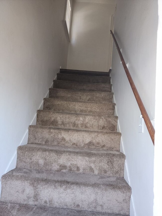 Building Photo - M508LA  ( Placement only property)
