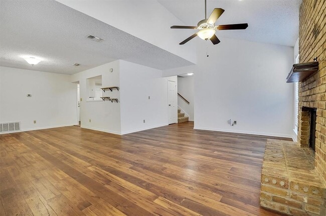 Foto del edificio - 3201 Twinberry Cove