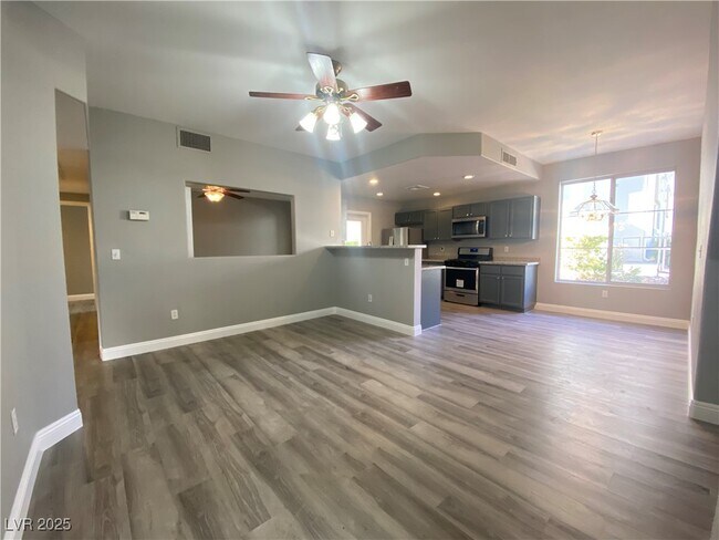 Building Photo - 10011 Crimson Palisades Pl