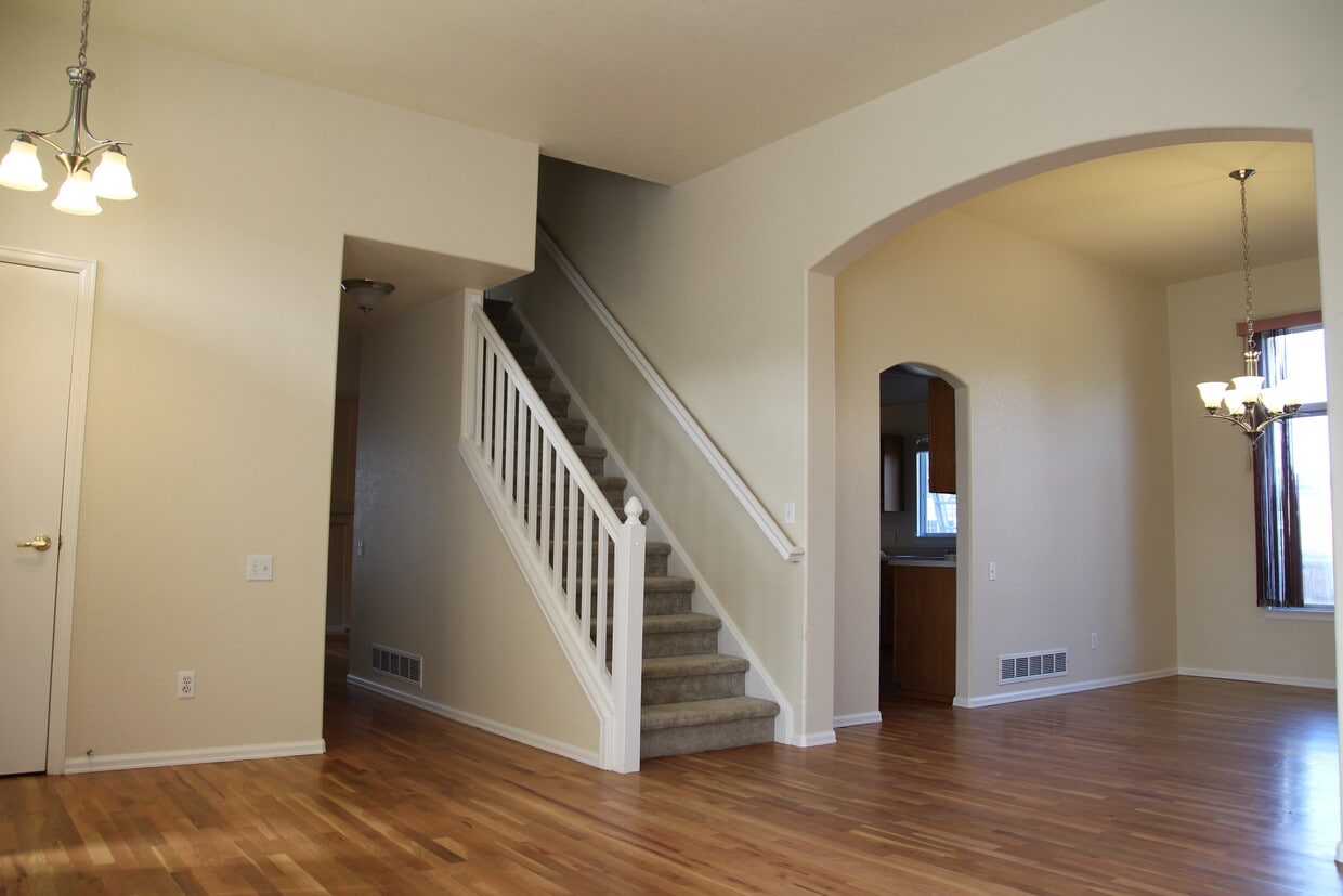 Foto del edificio - 1401 orchid ct