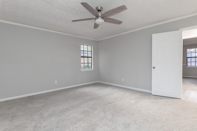 Master Bedroom - 242 Hardin Dr