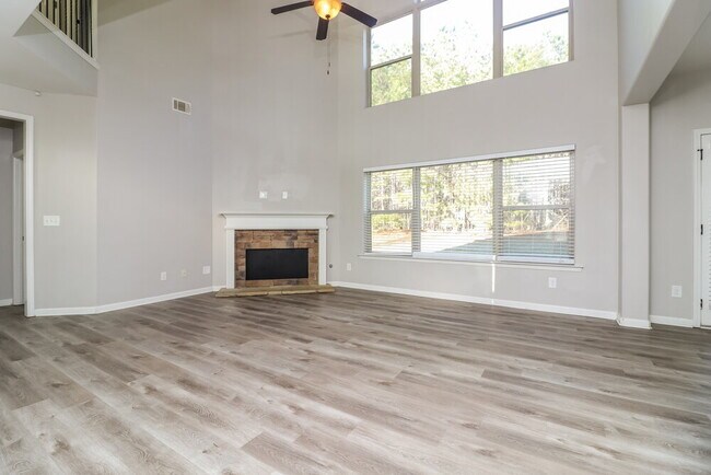 Foto del edificio - 3882 Reece Farms Dr