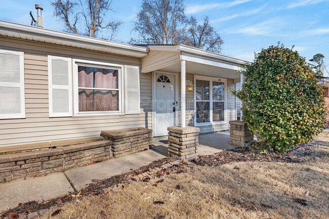 Foto del edificio - 36 Jamestown Dr