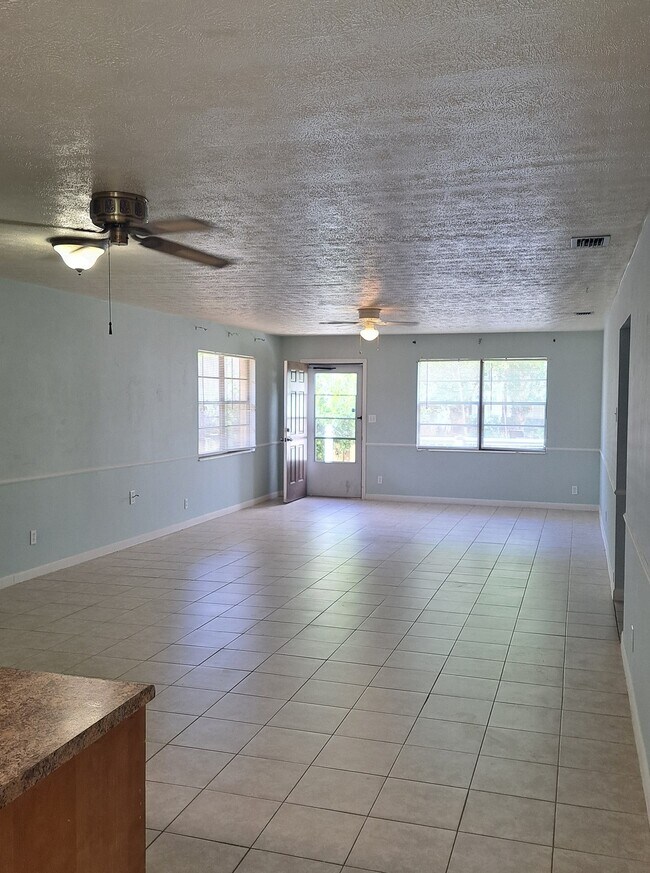 Foto del edificio - 3909 Ocean View Dr