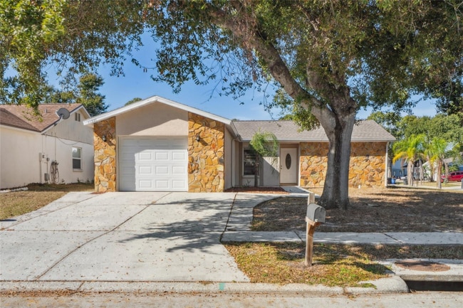 Foto del edificio - 11321 Blackbark Dr