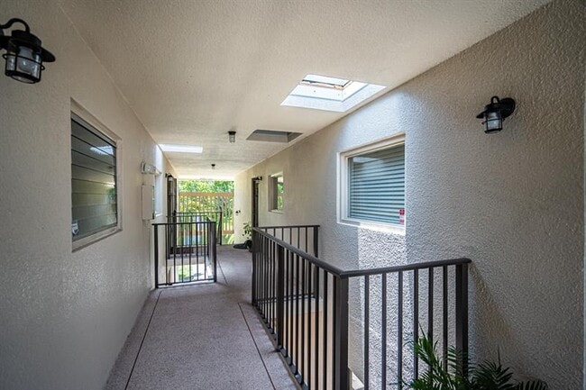 Foto del edificio - 183 Deer Creek Blvd