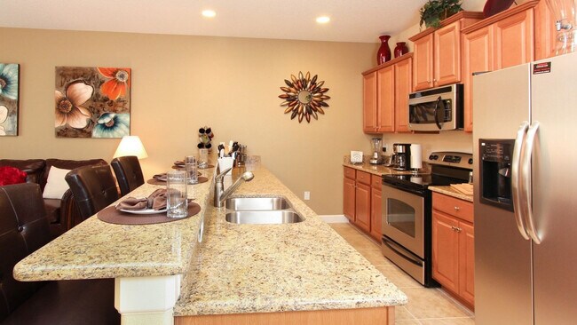 Foto del edificio - 3043 Beach Palm Ave