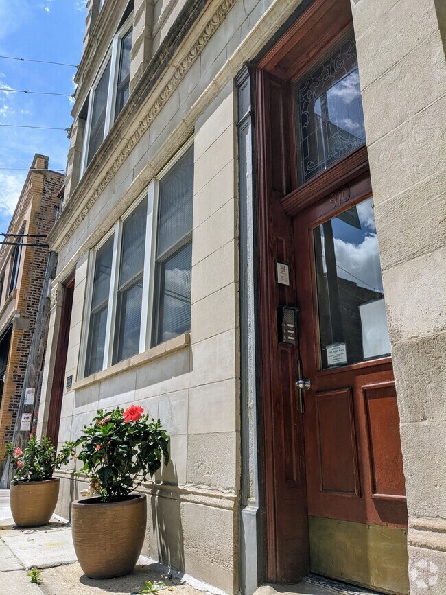 Apartments For Rent Near Illinois Medical District Chicago Il Apartments Com