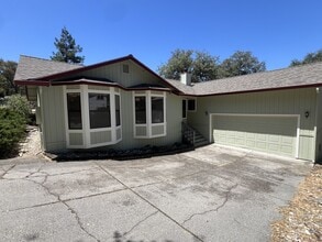 Building Photo - 17909 Huckleberry Dr