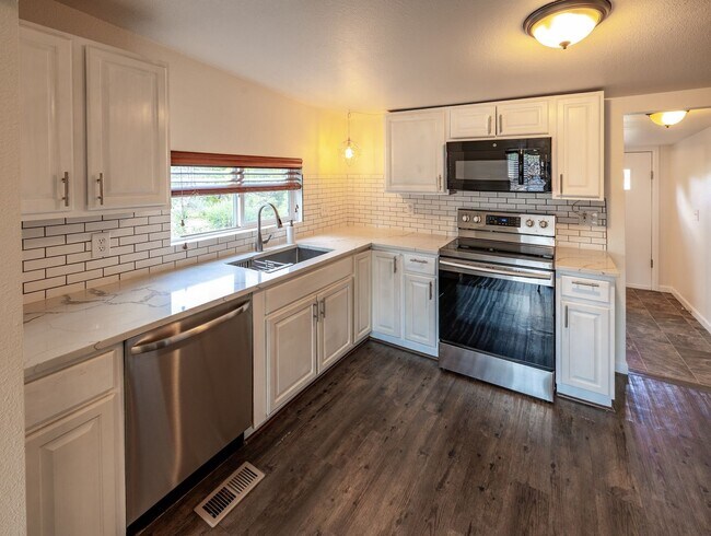 Building Photo - Must see to believe the recent upgrades to this hidden gem!!