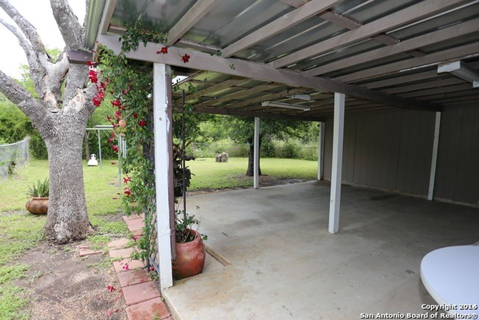 Building Photo - 9283 Five Palms Dr