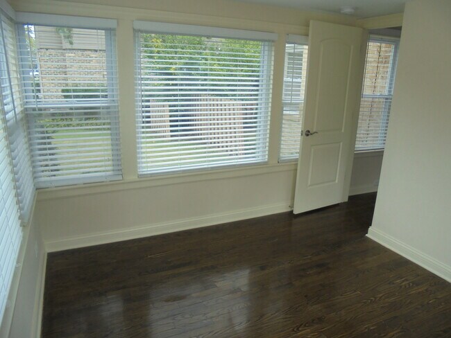 Foto del edificio - 408 W Sunset Rd