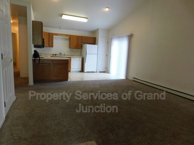 Building Photo - 517-518 29 3/8 Rd