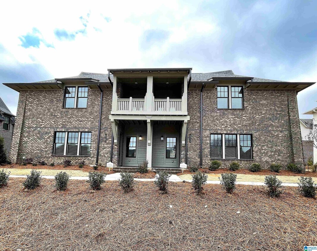 Foto principal - 4775 Silas Ave