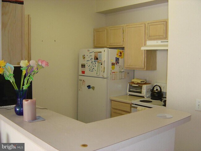 Foto del edificio - 1550 Spring Gate Dr.