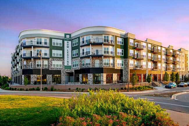 Building Photo - Grant Row Lofts
